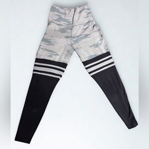 Bombshell Sportswear Gray Leggings